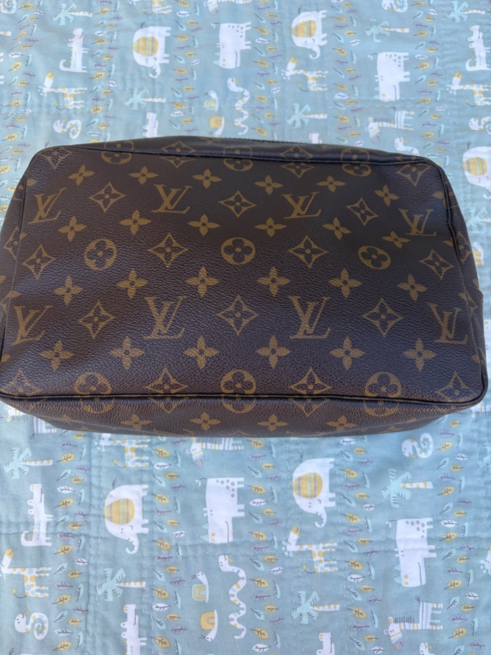 Louis Vuitton Trousse 28 Vintage Pouch (PRICE FIRM)